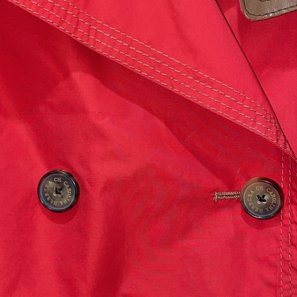 ❤️AS NEW❣️EUC❣️CAROLINA HERRERA❣️CH Short Rain Jacket. Genuine Leather trim. - Picture 3 of 13